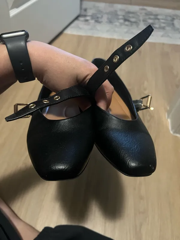 DV by Dolce Vita Flats Black - Image 3