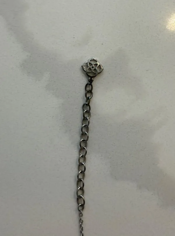 Kendra Scott Elisa Pendant Necklace - Image 3