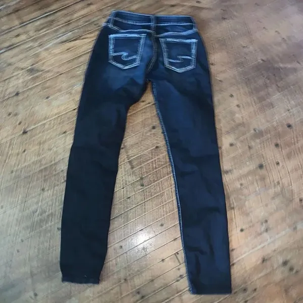 Silver western distressed dark wash normcore skinny jeans - Image 3