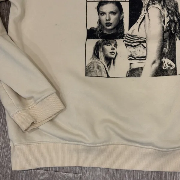 Taylor Swift The Eras Tour Beige Graphic Hoodie XL Official Merch Cream Swiftie - Image 9