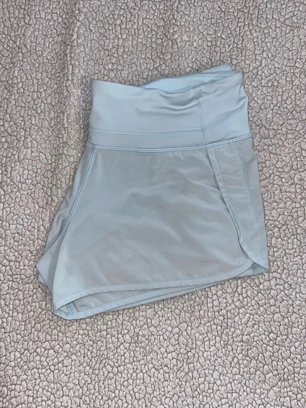 Lululemon Run Times Shorts 4" - Image 3