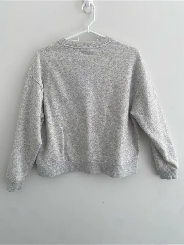 ON 34th L/S Crew Embroidered 3D Gray Sweatshirt Floral Flower Medium - Image 5