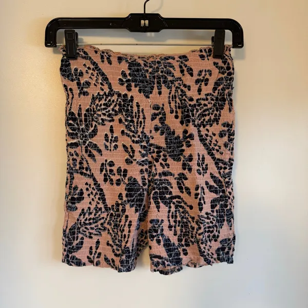 Free People Womens Maia Floral Smocked High Waisted Shorts Size XS Pink Black - Image 4
