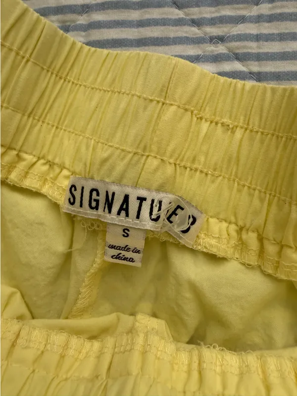 Signature 8 Shorts - Image 2
