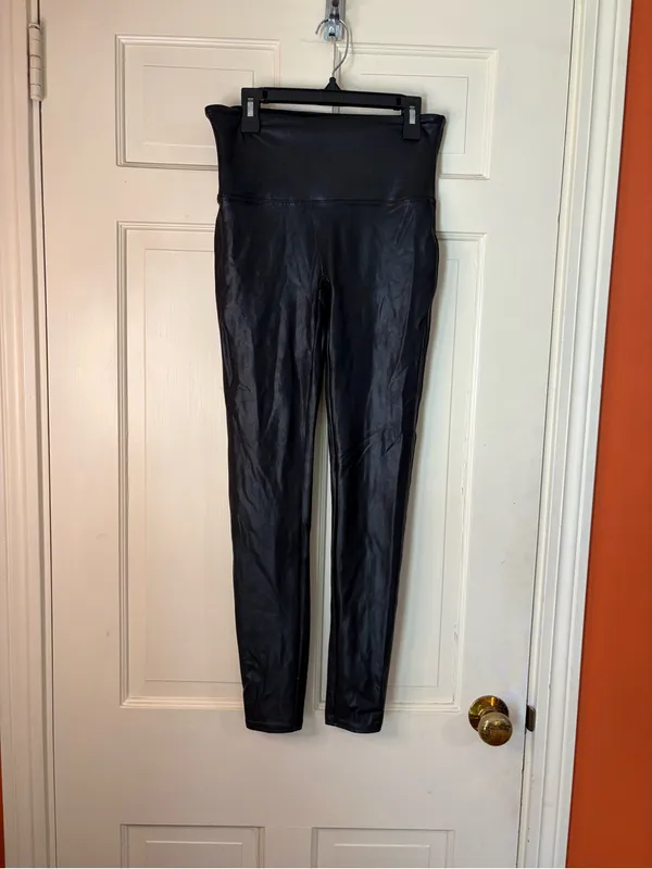 Spanx Women’s Black Leather Like Skinny High Rise Pull On Ankle Pants Sz Large - Image 8