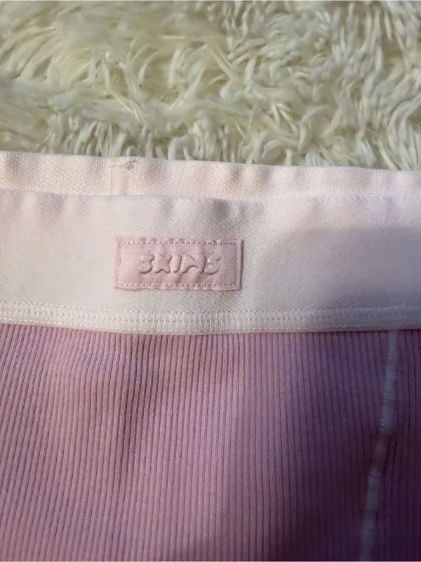 SKIMS women Light Pink Ribbed Boxer Shorts - Image 2