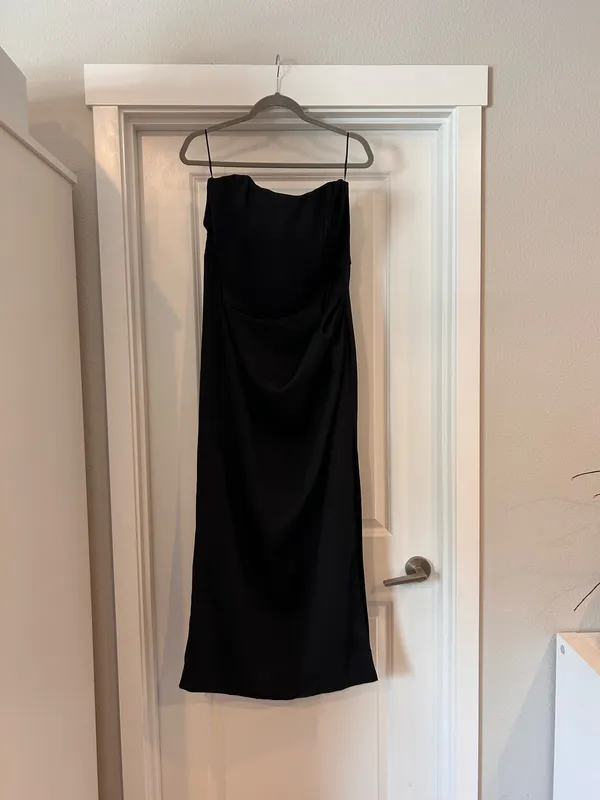 Showpo New Avery Midi Black Dress 14 XL - Image 7