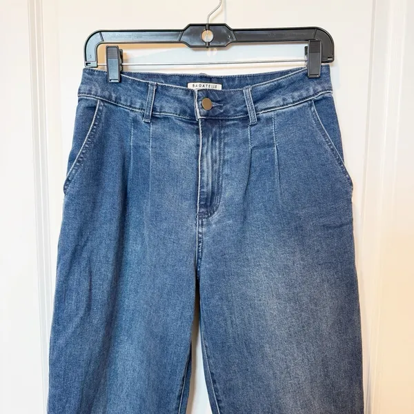 Bagatelle Collection Pleated Wide Leg Jeans Size 27 High Waist Dark Denim Casual - Image 2