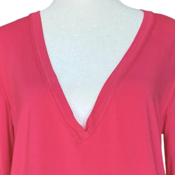 We The‎ Free V Neck Oversized Long Sleeve Pink Tee Shirt Sz M - Image 3