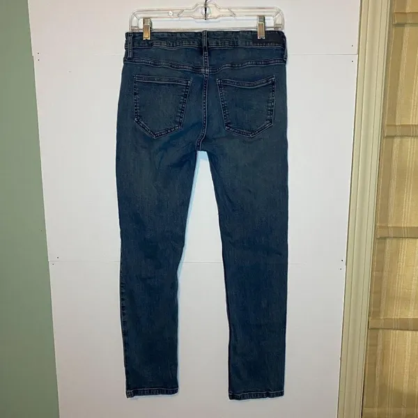 Calvin Klein Slim Boyfriend Sz 4 Jeans 26.5" Inseam EUC - Image 5