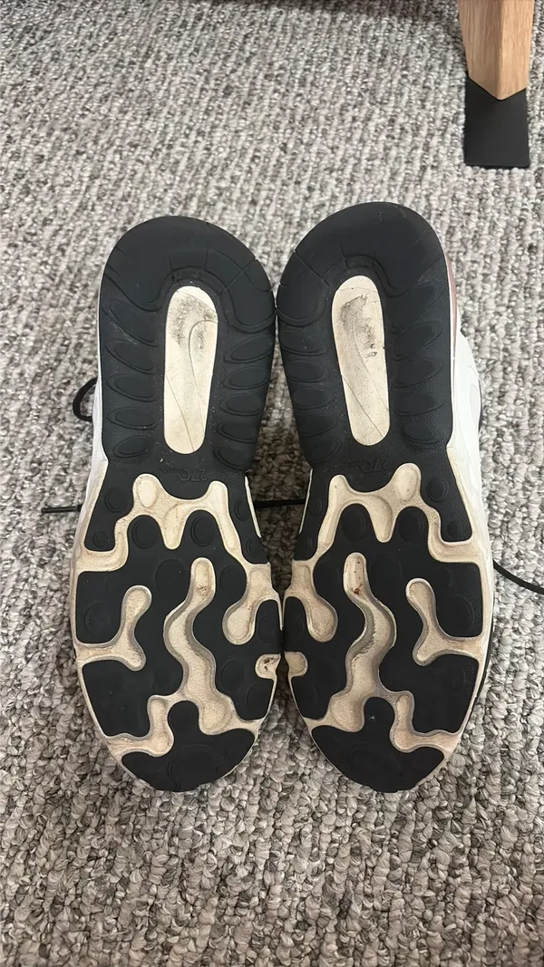 Nike Air Max 270 React - Image 2