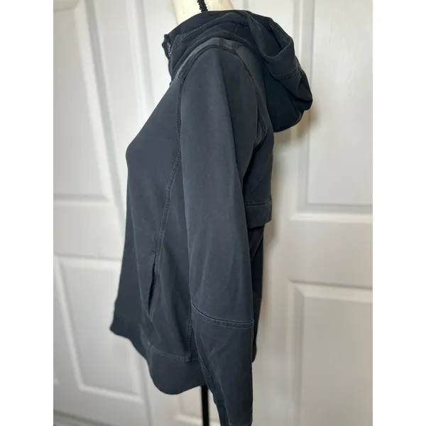 Lululemon Stride Jacket Black Size‎ 6 Full Zip Hoodie Thumbholes Logo Back Vent - Image 5