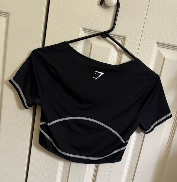 Gymshark Stitch Feature Crop Top - Image 4