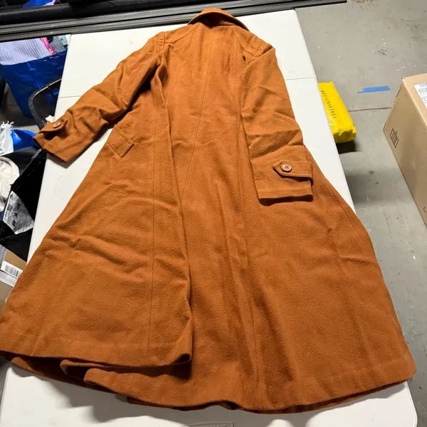 Vintage Camel Heavyweight Long Swing trench coat pockets size medium EUC - Image 10