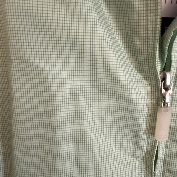 the Cutter & Buck Roam Eco Full‎ Zip Womens Jacket Poplar Green Size XL NWT - Image 3