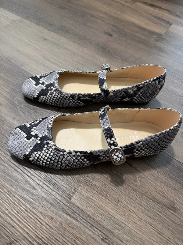 Marc Fisher Ballet Flats - Image 2