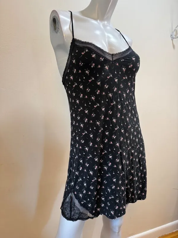 Victoria's Secret Lacey Strappy Mesh Coquette Floral Dainty Dreamy Whimsigoth Slip Dress XS - Image 3
