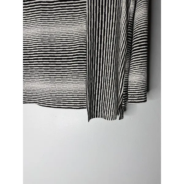 Habitat Clothes To Live In Womens XS Black White Mixed Stripe V-Neck Top 54148 - Image 3