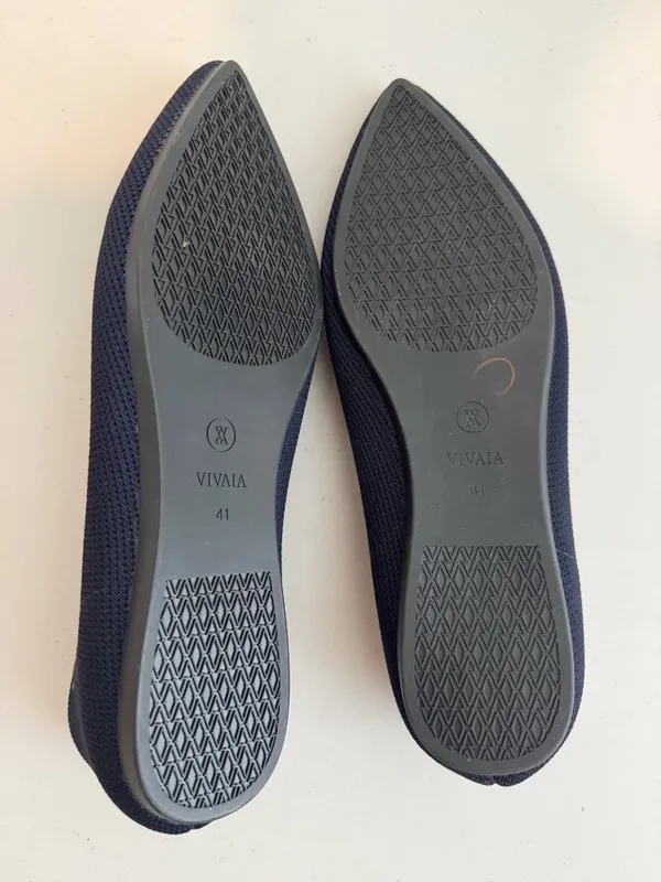 Vivaia Aria Pointed Toe Ballet Flats Size 9.5 Navy Blue Classic Minimalist Chic - Image 7
