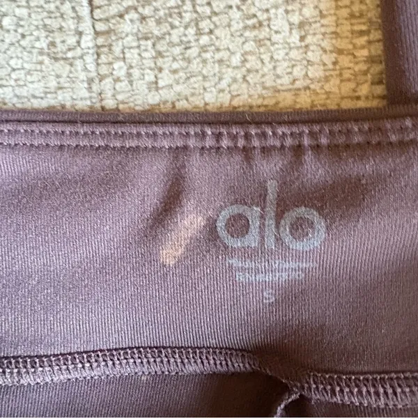 ALO YOGA Airbrush High Waist Flutter Legging Split Hem‎ Size Small - Image 4