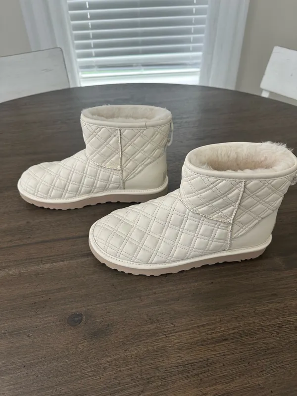 UGG Cream Quilted Plush-Lined Shearling Short Booties - Image 4