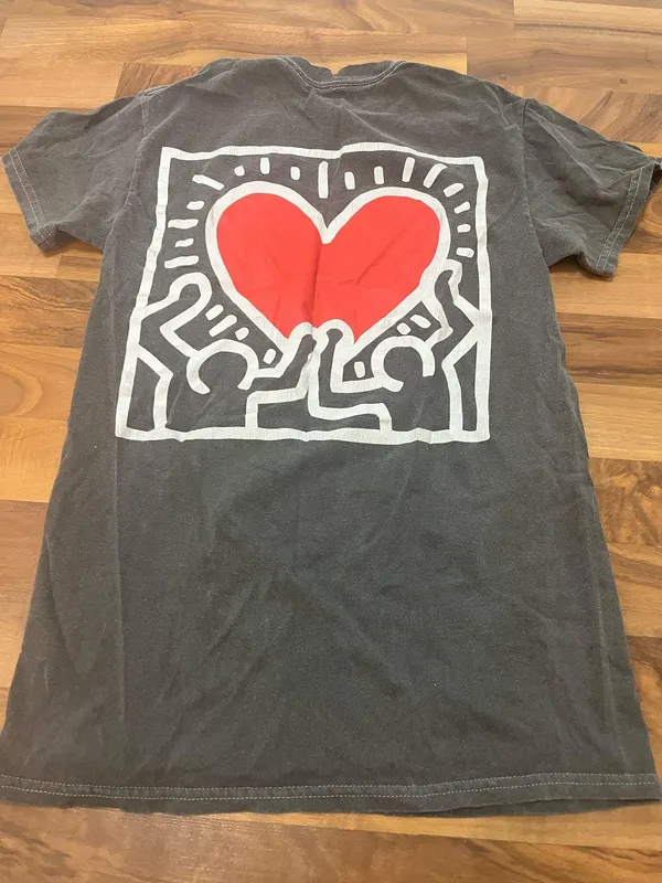 Urban Outfitters Graphic Tee - Image 4