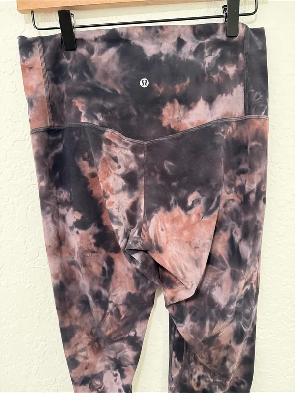 LULULEMON Unlimit High Rise Crop 23” Leggings Size 10 - Image 6