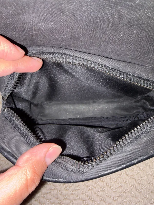 Lululemon Mini Backpack/Crossbody  - Image 4