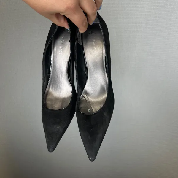 Nine West Black Suede Pointed Toe Pumps Patent Stiletto Heel Womens 8.5 M - Image 2