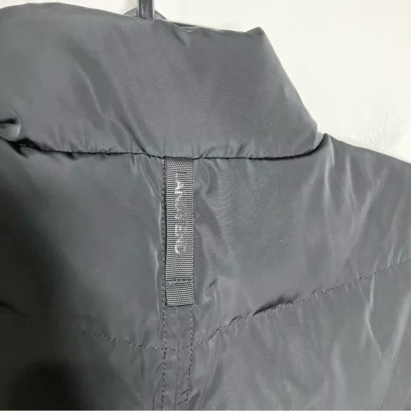 Lands End black down puffer‎ vest size large - Image 6