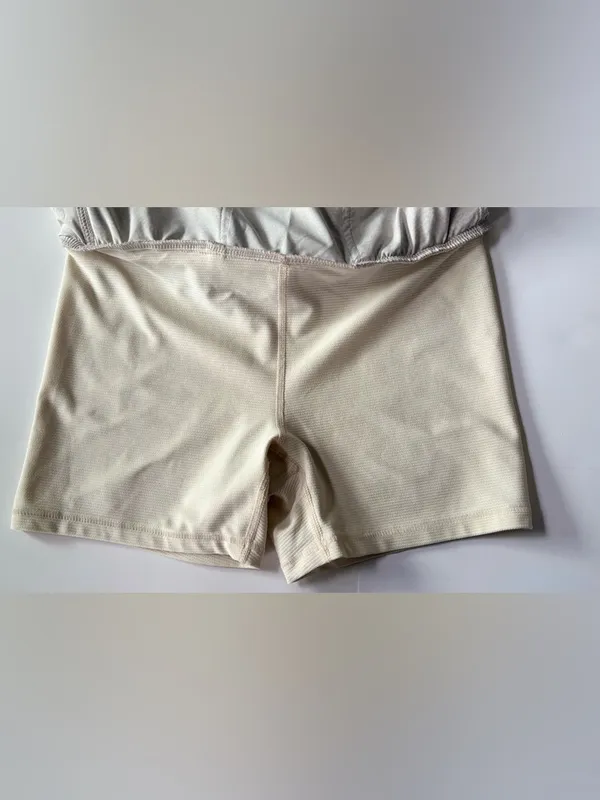 Athleta Cream & Light Green Patterned Skort Size Medium Athletic Skirt Shorts - Image 6