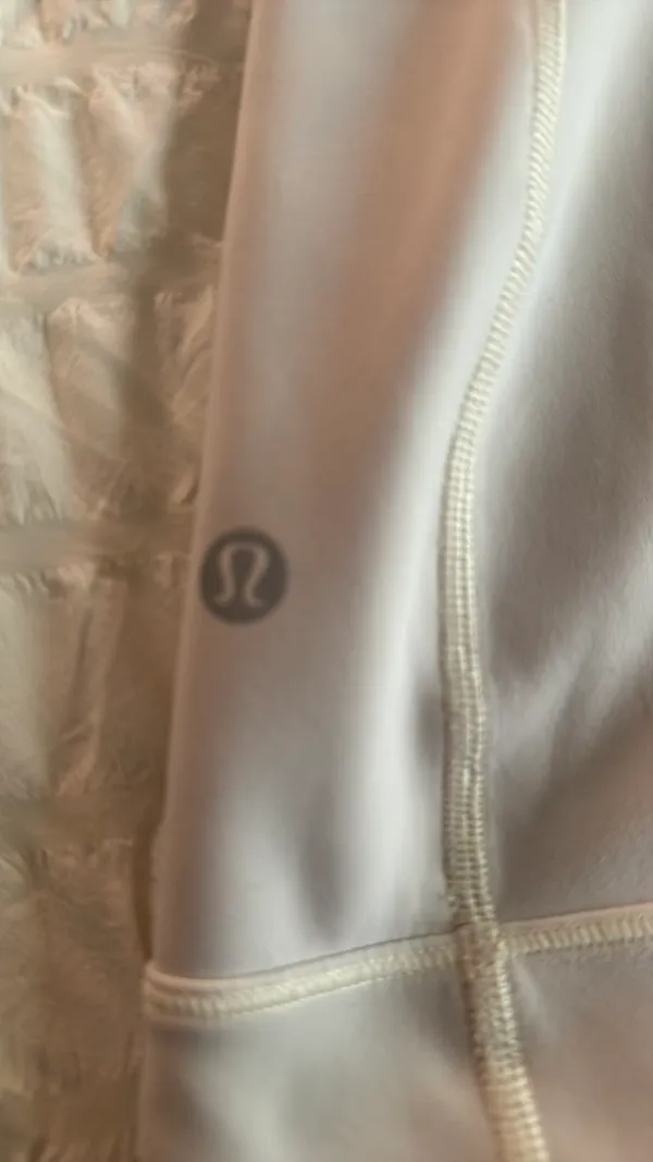 lululemon jacket  - Image 3