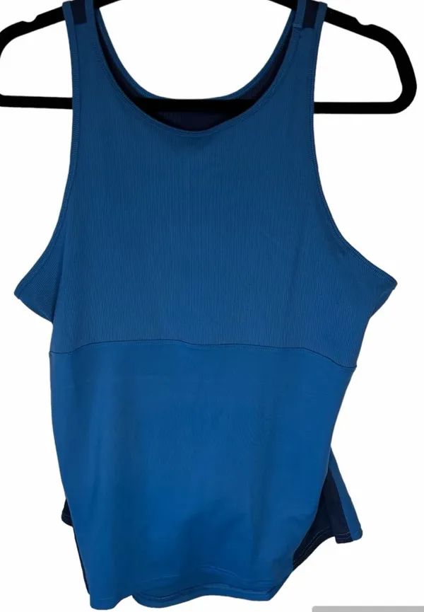 Nike Athletic Tank Top - Image 6