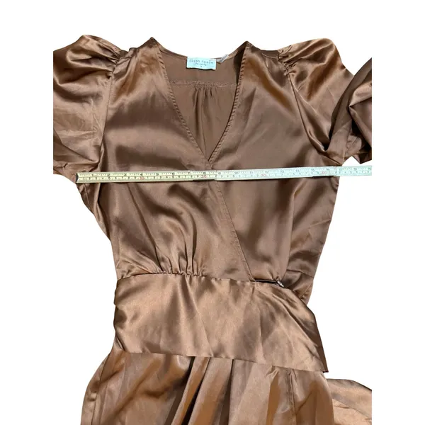 DRESS‎ FORUM Satin Bronze Brown Ruched Sleeve Wrap Mini Dress Sz S - Image 7
