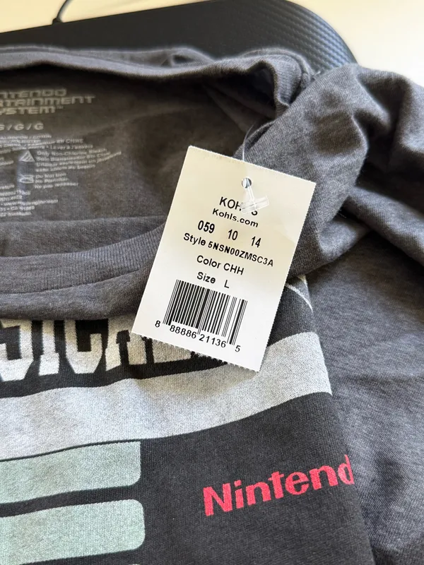 Nintendo Gray "Classically Trained" Graphic T-Shirt Size L - Image 7