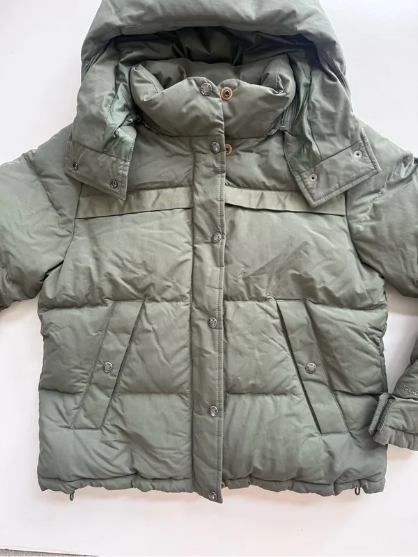 The North Face Forester Size Medium - Image 5