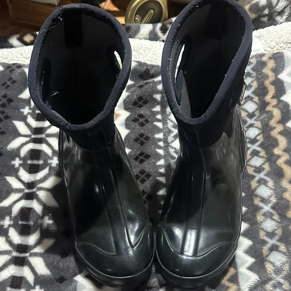 Bogs Black Neoprene Winter Boots Size 6.5 - Image 9