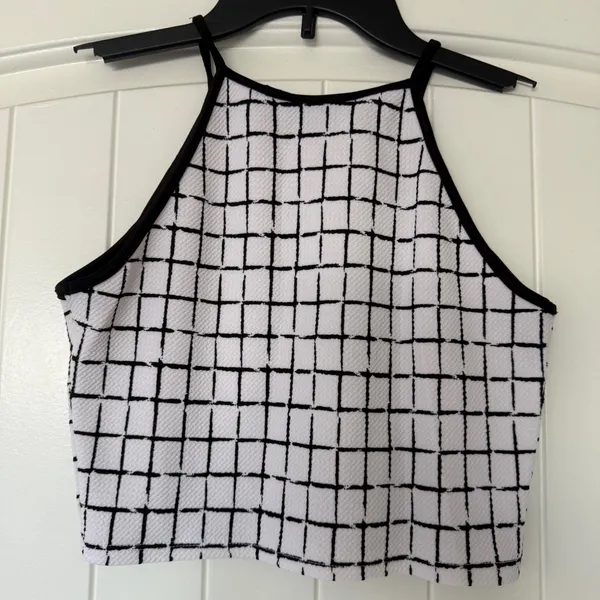 🔥 Y2K Minimalist Grid Print Halter Crop Top | Black & White Aesthetic | Size S 🔥 - Image 6