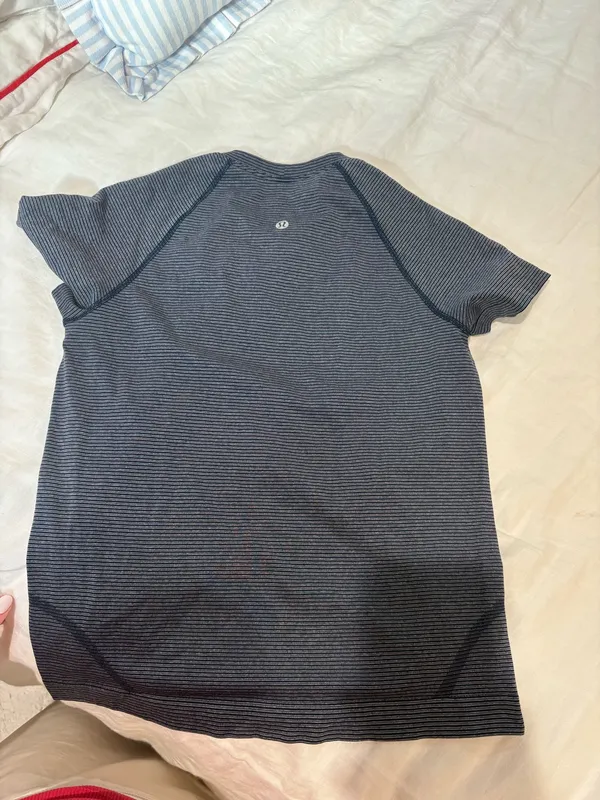 Lululemon Swiftly Short Sleeve - Image 2