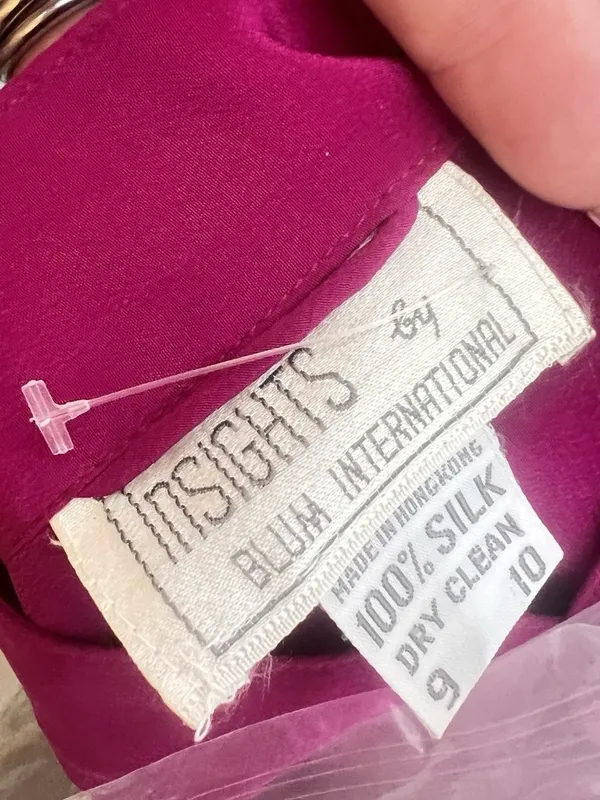 ⁠Vintage 80s 90s Magenta 100% Silk Blouse Mandarin Split Neck M⁠EDIUM NEW - Image 7