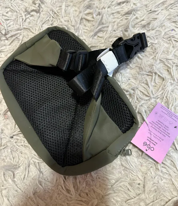 Obey Cross Body Bag - Image 2