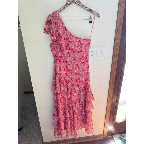 ASTR Victoriana One Shoulder Dress in Pink Size Large - Image 5
