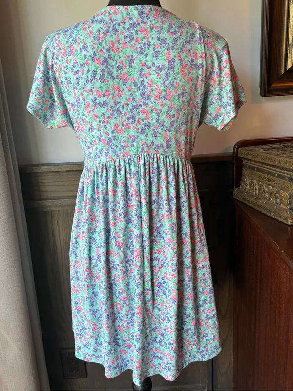 Emerald Mint dress with Pink and Lavender Floral Accents small nwot - Image 4