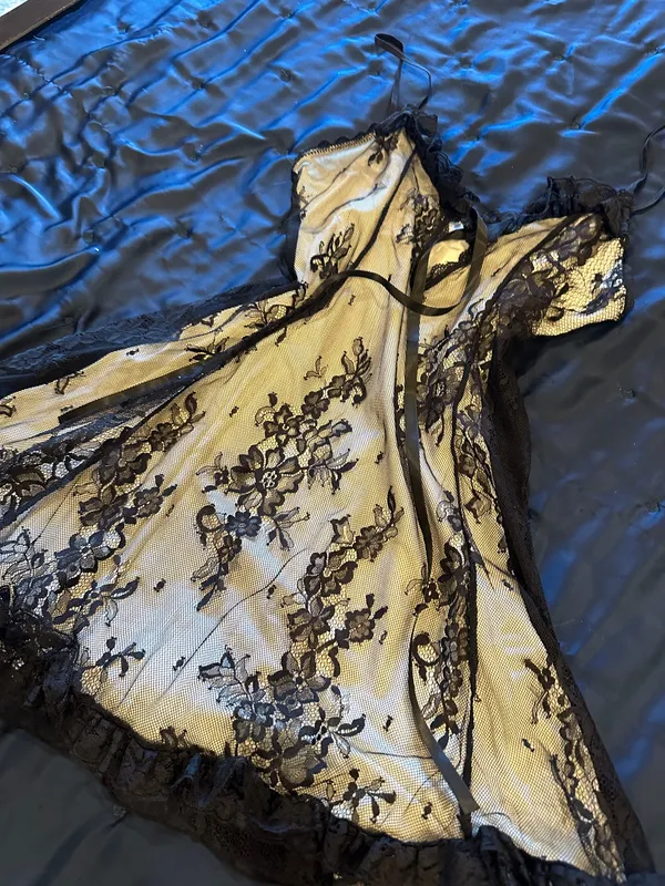 Lace Dress Yellow - Image 3