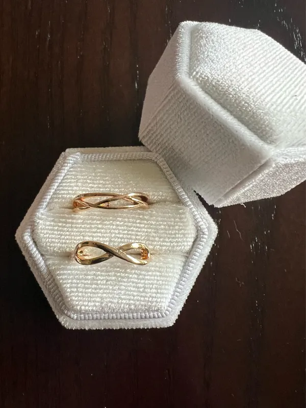 10k Gold Plated (2) in a Set Toe Rings NWT - Image 2