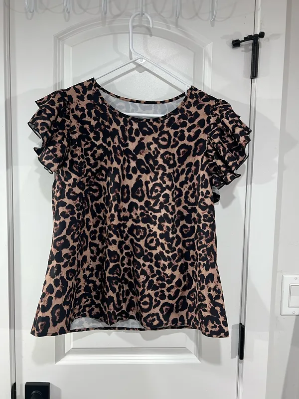 Emery Rose Shein Blouse - Image 5