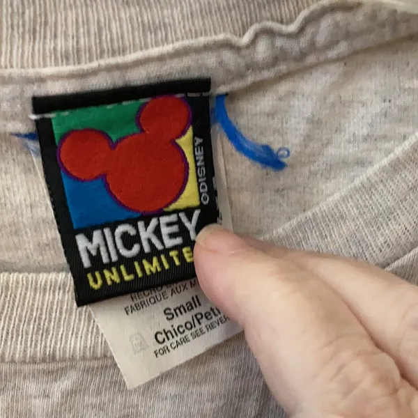 FINAL MARKDOWN Mickey unlimited short sleeved tee small - Image 4