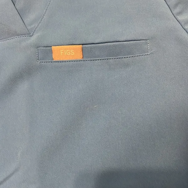 Figs Siaya Capri Blue V Neck Scrub Top‎ XXS - Image 6