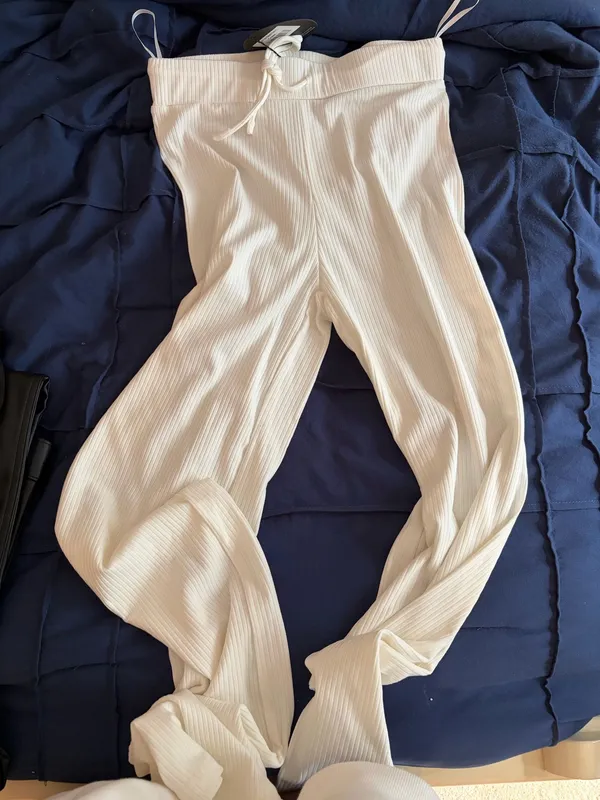 White Fox Drawstring Pant and Tops Set - Image 4