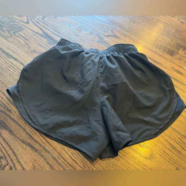 Nike Black dri-fit Women's Shorts - Image 3